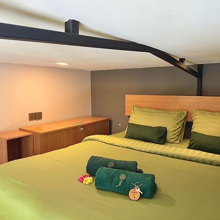 The Jungle Hostel Canggu Extérieur photo