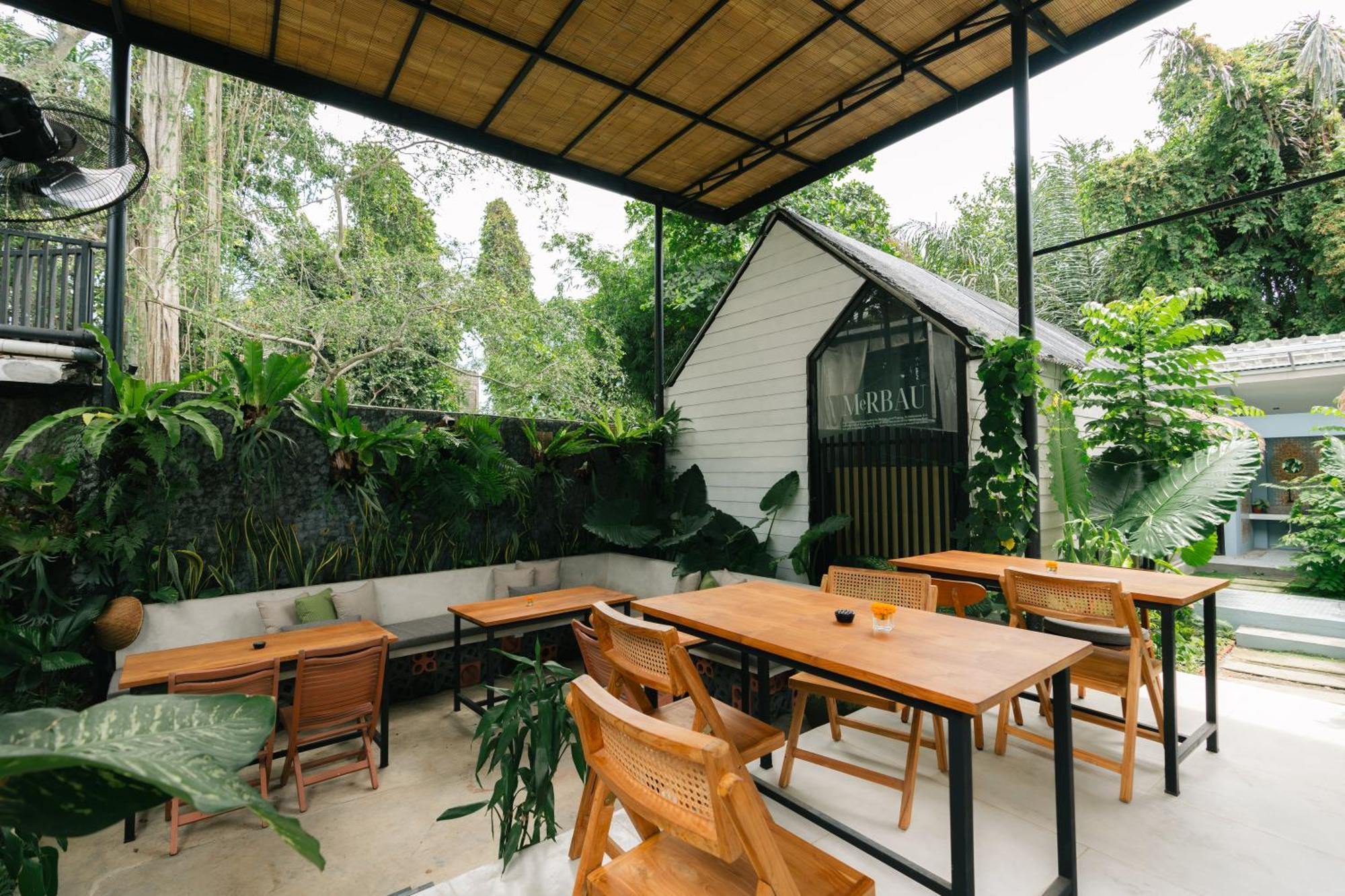 The Jungle Hostel Canggu Extérieur photo