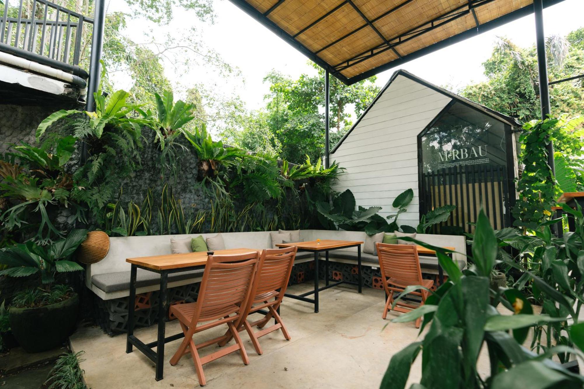 The Jungle Hostel Canggu Extérieur photo