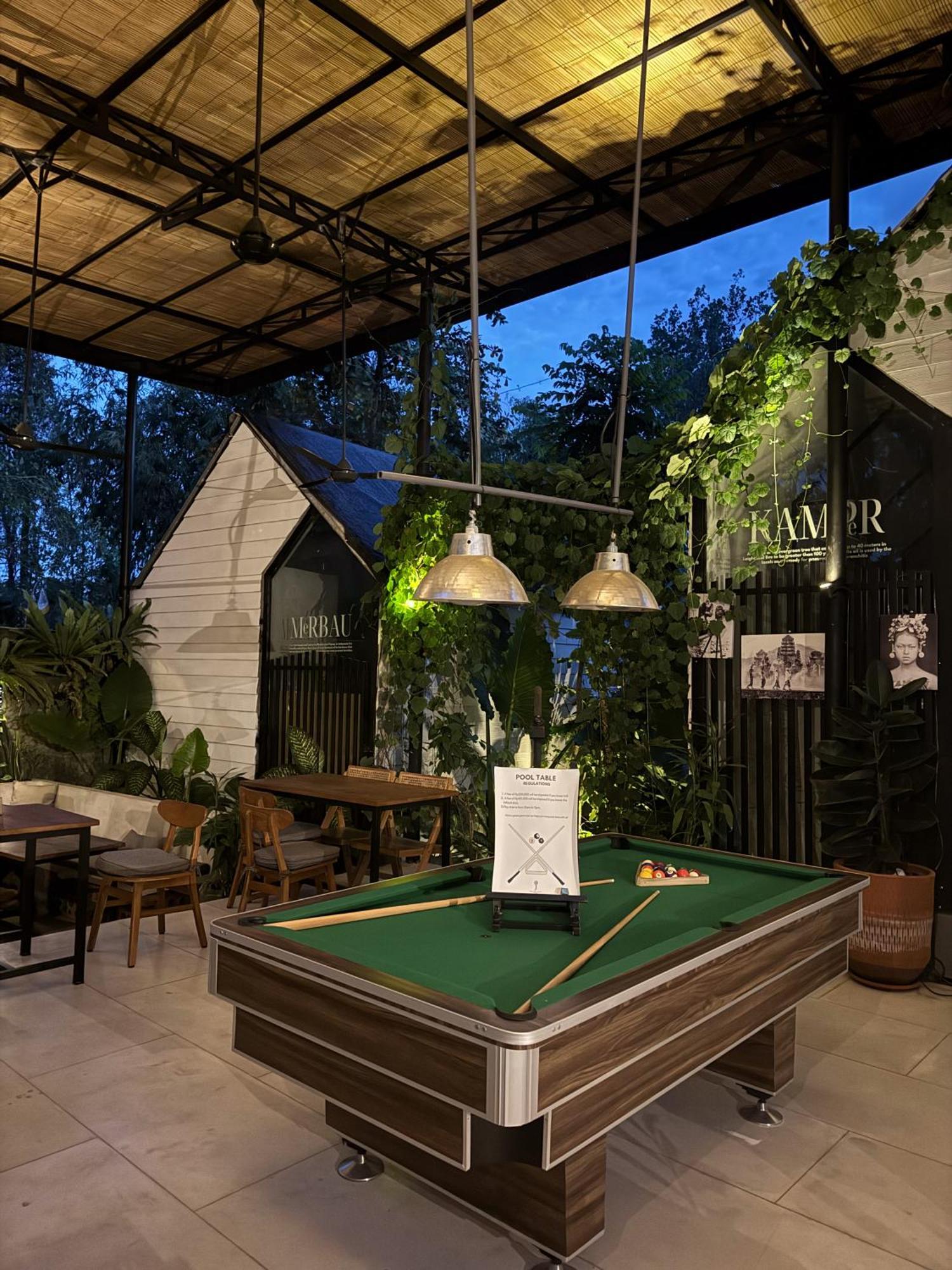 The Jungle Hostel Canggu Extérieur photo