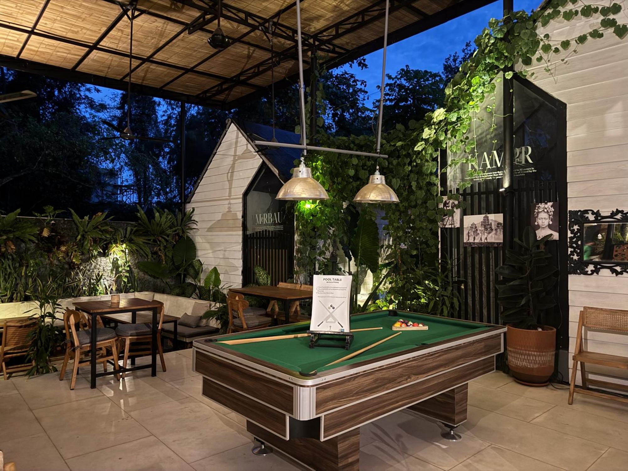 The Jungle Hostel Canggu Extérieur photo